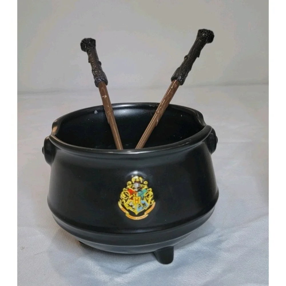 Set of 2 Harry Potter Cauldron Ramen Bowls with Wand Chopsticks